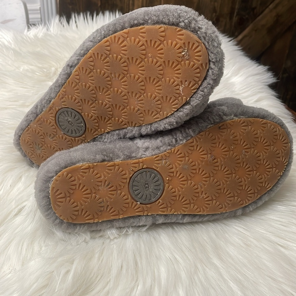 UGG Fluff Oh Yeah Slides - Picture 10 of 11